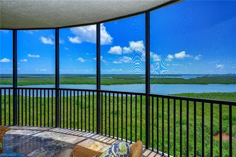 1050 Borghese Ln #1504, Naples, FL 34114