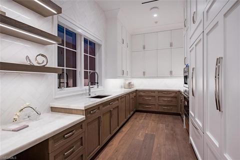 1675 Gordon Dr, Naples, FL 34102 photo 7