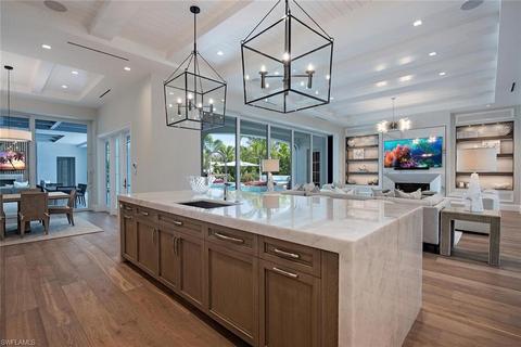 1675 Gordon Dr, Naples, FL 34102 photo 6