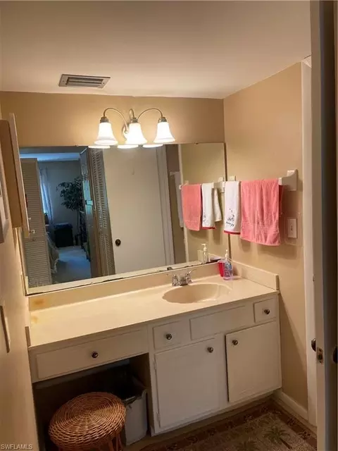 208 Palm Dr #5, Naples, FL 34112 photo 8