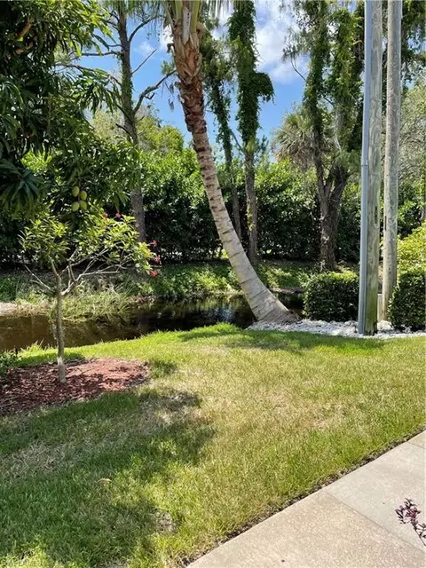 208 Palm Dr #5, Naples, FL 34112 photo 16