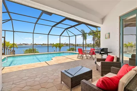237 NW 11th Ter, Cape Coral, FL 33993