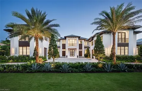 2426 Indian Pipe Way, Naples, FL 34105