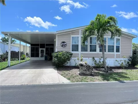 22 Pecos Trl #334, Naples, FL 34113