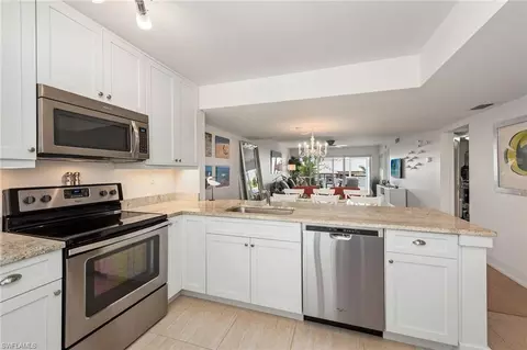 4200 Belair Ln #208, Naples, FL 34103