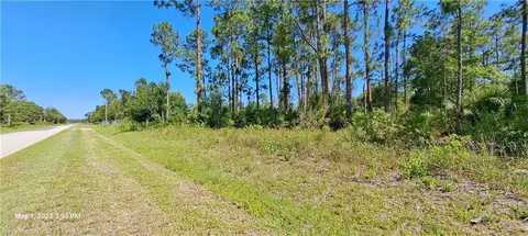 624 Camino Real Blvd, Montura Ranches, FL 33440