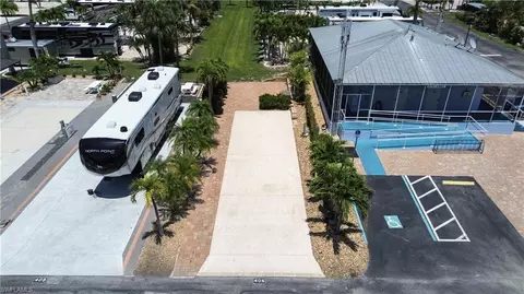 406 Clamshell Ln, Fort Myers Beach, FL 33931