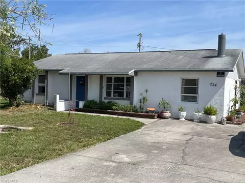 224 Park Lane Dr, North Fort Myers, FL 33917