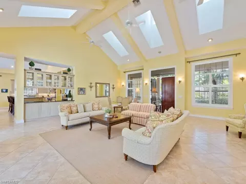 505 Harbour Dr, Naples, FL 34103 photo 3