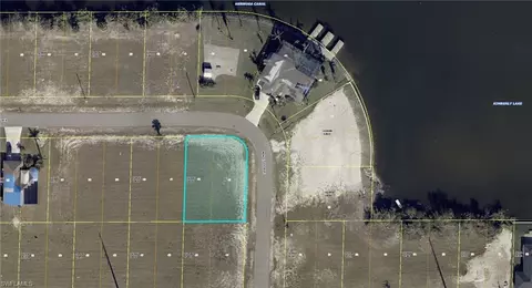1300 NW 8th Ter, Cape Coral, FL 33993