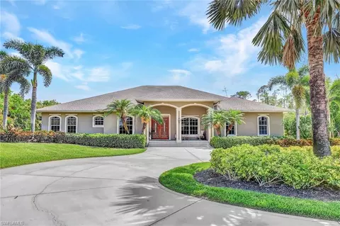 5743 Cope Ln, Naples, FL 34112