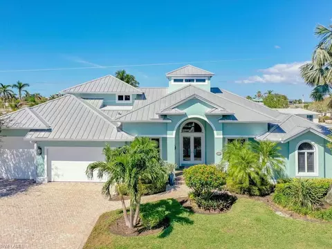1254 Martinique Ct, Marco Island, FL 34145