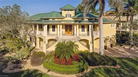 700 Hideaway Cir E, Marco Island, FL 34145
