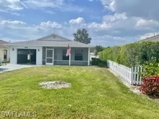 695 104th Ave N, Naples, FL 34108