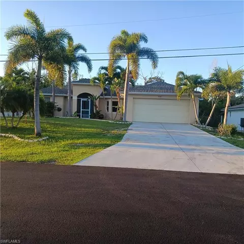 5748 Linden Ln, Bokeelia, FL 33922