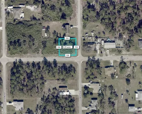 300 W 17th St, Lehigh Acres, FL 33972