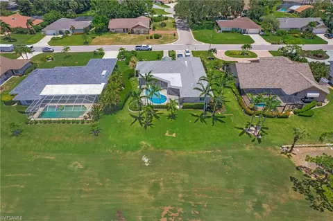 1916 Princess Ct, Naples, FL 34110 photo 17