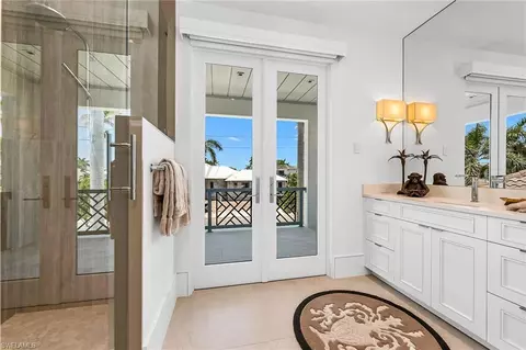 Bath - 1960 Kingfish Rd, Naples, FL 34102 photo 6 of 6