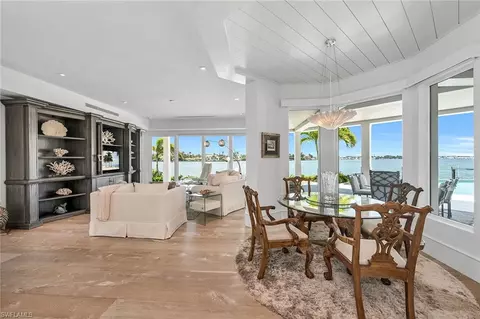 Dining - 1960 Kingfish Rd, Naples, FL 34102 photo 3 of 4
