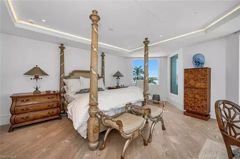 Bedroom - 1960 Kingfish Rd, Naples, FL 34102 photo 1 of 5