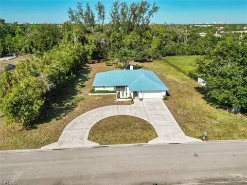 10757 Winterview Dr, Naples, FL 34109
