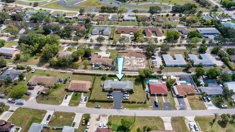 2571 47th Ter SW #C, Naples, FL 34116