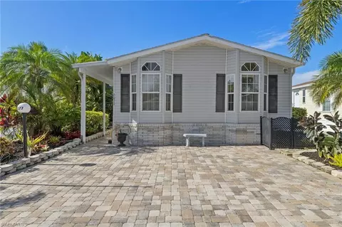 2077 Crystal Lake Dr, Naples, FL 34119