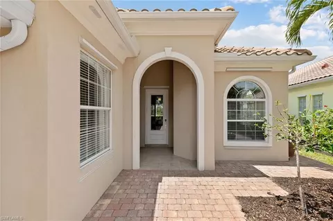 7691 Hernando Ct, Naples, FL 34114 photo 2