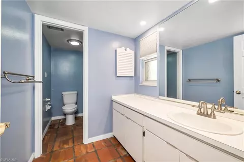 457 Cypress Way E, Naples, FL 34110 photo 8