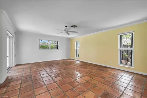 457 Cypress Way E, Naples, FL 34110 photo 17