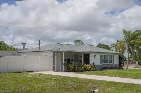 7507 Hickory Dr, Fort Myers, FL 33967