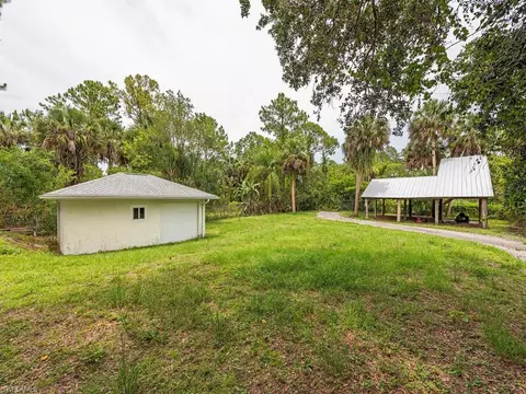 1860 Della Dr, Naples, FL 34117 photo 15