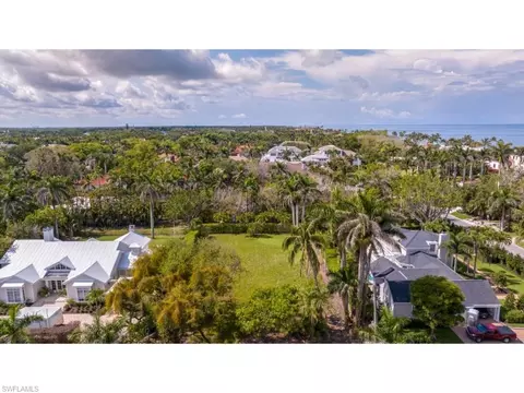 130 Shell Aly, Naples, FL 34102 photo 5