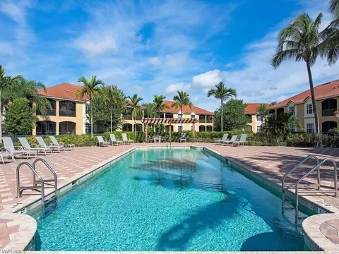 2685 Lewis Ln #4-202, Naples, FL 34105