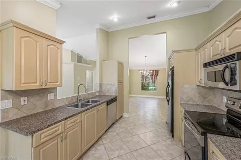 111 2nd St SE, Naples, FL 34117 photo 10