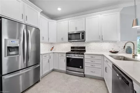 10743 Manatee Key Ln, Estero, FL 33928 photo 11