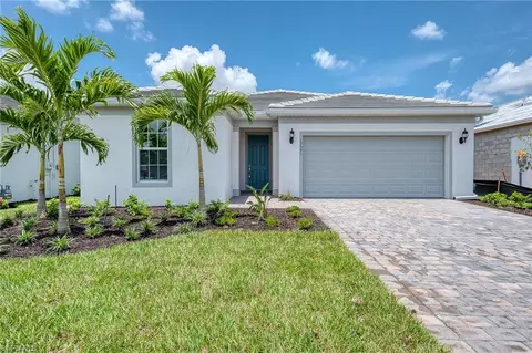 17591 Winding Oak Ln, North Fort Myers, FL 33917