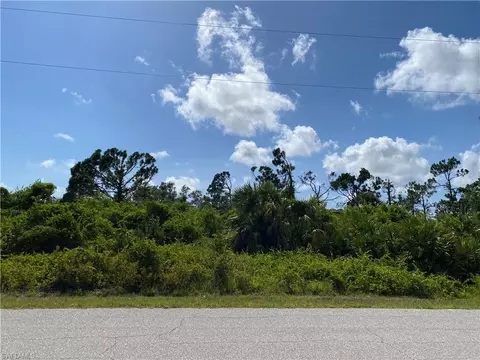 7741 Pinedale Dr, Port Charlotte, FL 33981