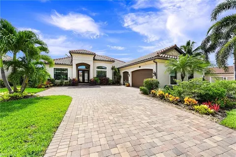 9416 Italia Way, Naples, FL 34113 photo 2