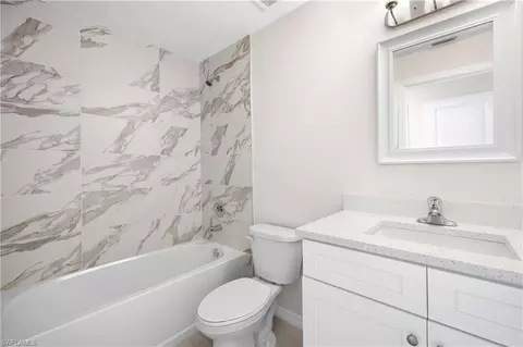 1418 NE Juanita Pl, Cape Coral, FL 33909