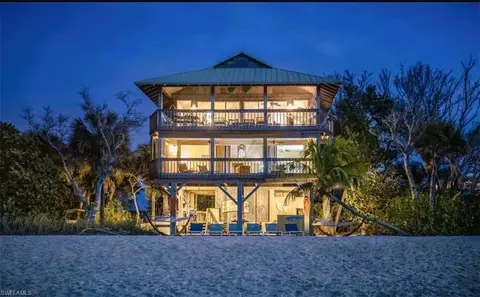 211 Pink Flamingo Dr, Captiva, FL 33924