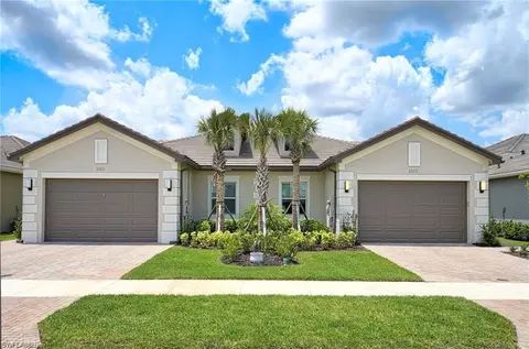 28613 Lobos Cir, Bonita Springs, FL 34135