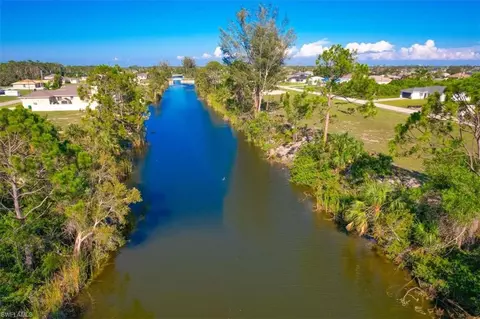 307 NE 31st St, Cape Coral, FL 33909