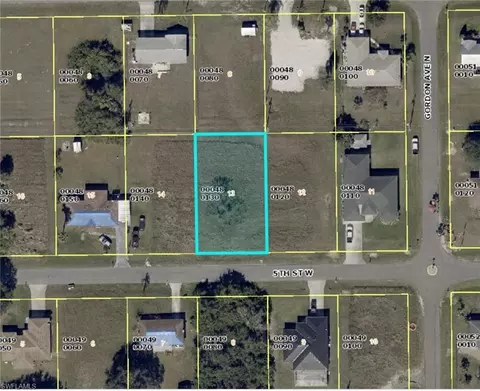 4504 5th St W, Lehigh Acres, FL 33971