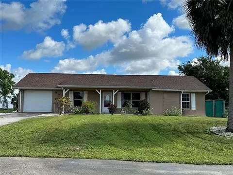 2865 29th Ave NE, Naples, FL 34120