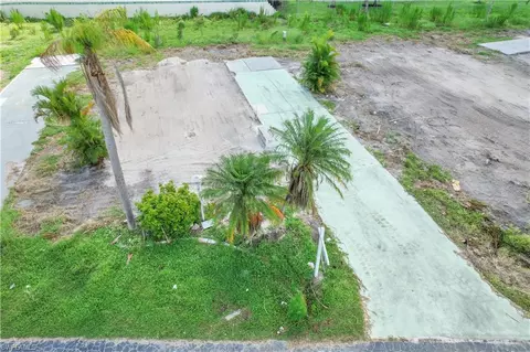 62 Poplar Pl, Fort Myers, FL 33908