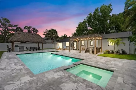 769 97th Ave N, Naples, FL 34108