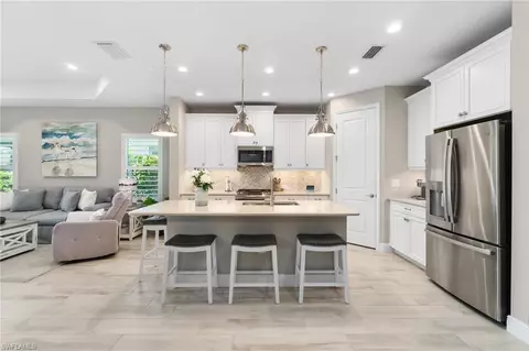 2298 Marquesa Cir, Naples, FL 34112 photo 6