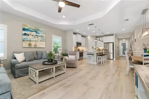 2298 Marquesa Cir, Naples, FL 34112 photo 9