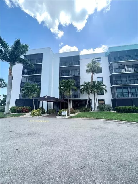 3460 N Key Dr #311, North Fort Myers, FL 33903